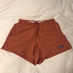 NWOT Extra small Patagonia baggies